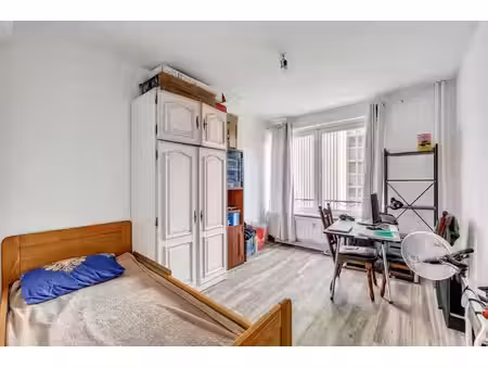 appartement te koop in sint-joost-ten-node met 1 slaapkamer