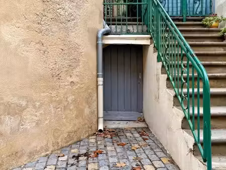 cave / espace de stockage / parking / local 17m2