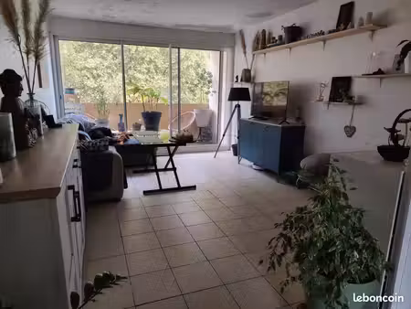 a louer appartement t3 à bisca-bourg