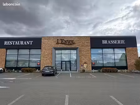 local commercial 669 m²