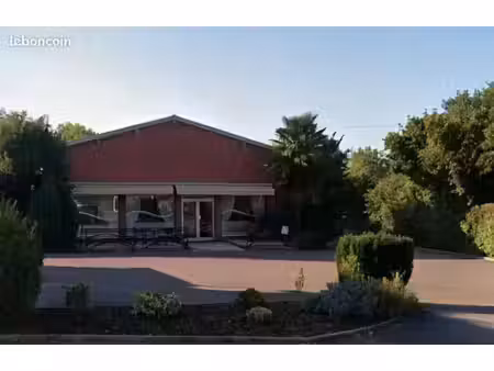 local commercial