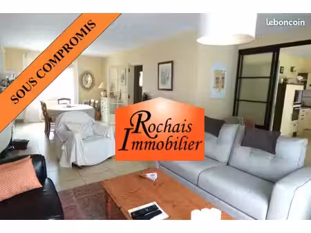 maison 8 pièces 123 m²