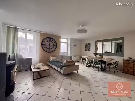 maison 6 pièces 110 m²