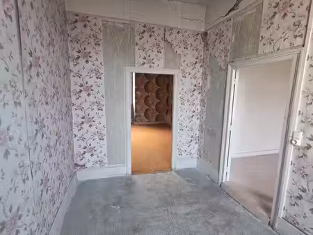 appartement de 46 m² à rénover entièrement – fort potentiel