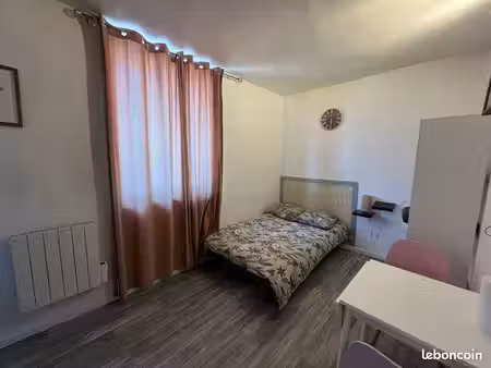 studio 1 pièce 17 m²