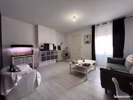 appartement 2 pièces 50 m²