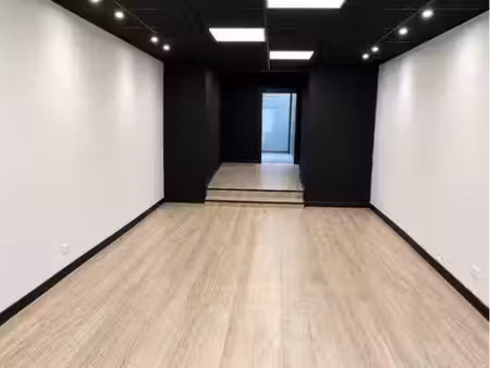 local commercial