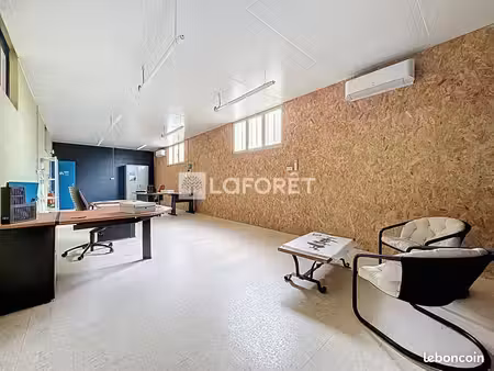 bureaux 125 m²