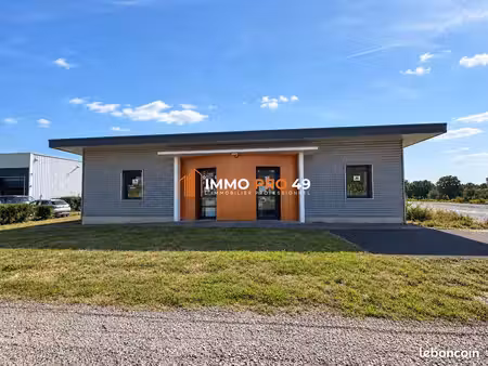 bureaux 251 m² maulévrier