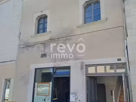 local commercial 48 m² bauge en anjou