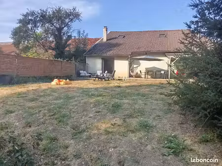 maison 250 m2