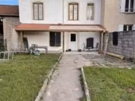 immeuble 172 m² deneuvre