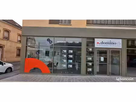 location local commercial