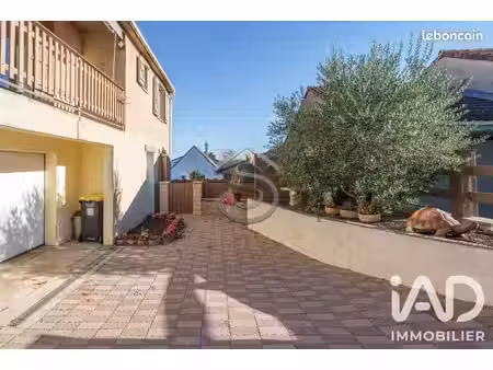maison 6 pièces 120 m²
