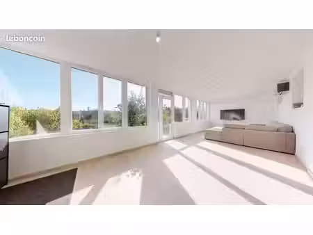 appartement 4 pièces 121 m²