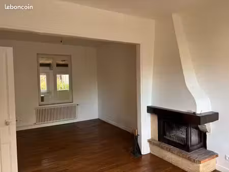 maison t7 à saint souplet sur py