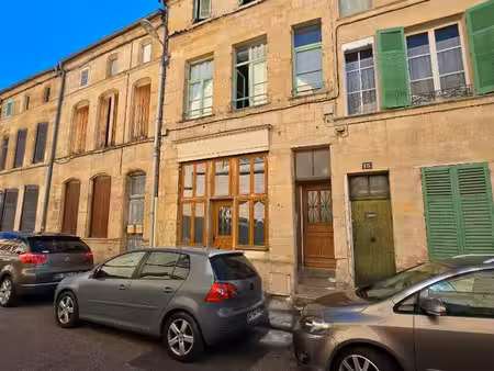 immeuble 6 pièces 140 m²