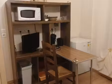 chambre meublee