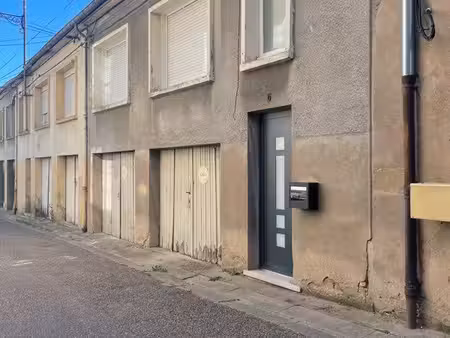 maison de ville et 2 garages