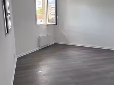 appartement t1 bis 32m2