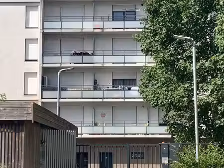 à vendre studio avec balcon et parking à wasquehal