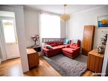 maison 5 pièces 80 m²