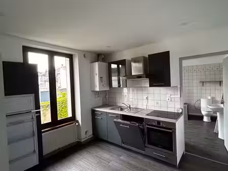 à louer – appartement 3 pièces à longuyon (proche fleuriste