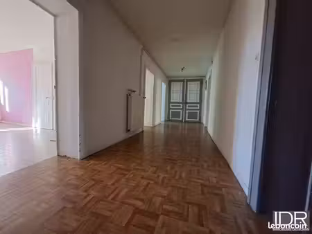 appartement 5 pièces 142 m²
