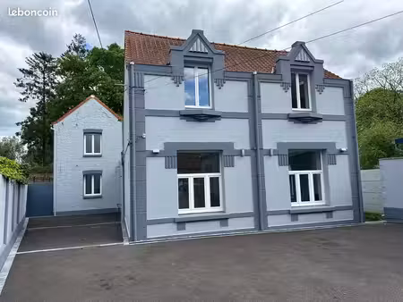 maison 8 pièces 150 m²