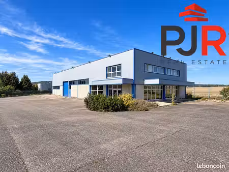 local 735 m² frolois