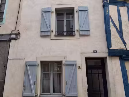 immeuble de rapport – 2 appartements loués meublés – dpe c