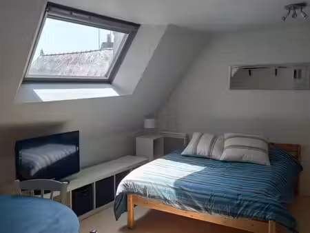 grand studio  30m2 centre historique de vannes