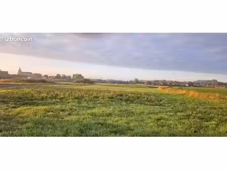 terrain 407 m² courchelettes