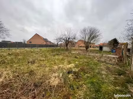 terrain 1112 m² fenain