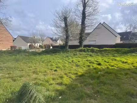 terrain viabilisé de 427 m² à locqueltas dans le morbihan