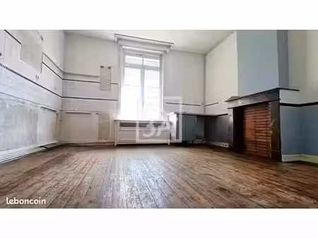 maison 6 pièces 233 m²