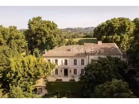 location maison piscine à maussane-les-alpilles (13520) : à louer piscine / 840m² maussane