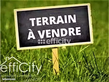 terrain 4 463 m² novillers