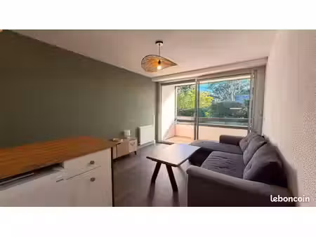 studio 1 pièce 25 m²