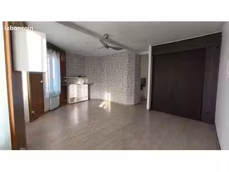 appartement en duplex avec espace commercial possible – secteur gouvieux