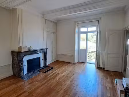 appartement t4  