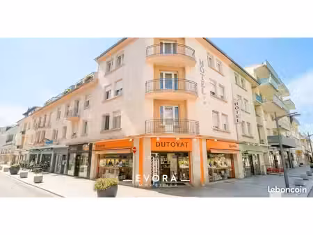 appartement 4 pièces 90 m²