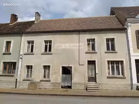 ancien hôtel 150m2