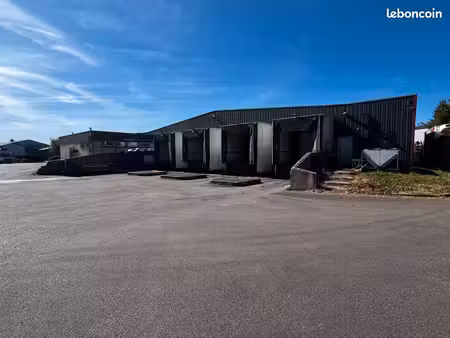 entrepôt / bâtiment d'activités 1 700 m² (froid positif + quais..)