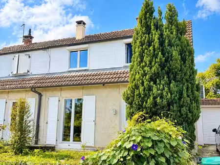 maison 4 pièces 85 m²