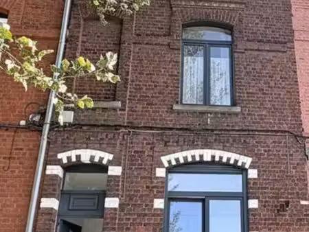 maison 5 pièces 106 m²