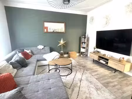maison de maître - 160 m2 - terrasses et jardin à deux pas du centre ville