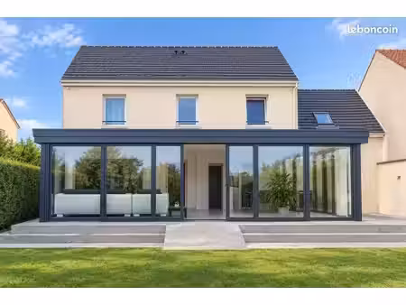 maison 5 pièces 165 m²