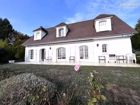 propriété 7 pièces 178 m²