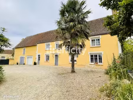 ferme 7 pièces 196 m²